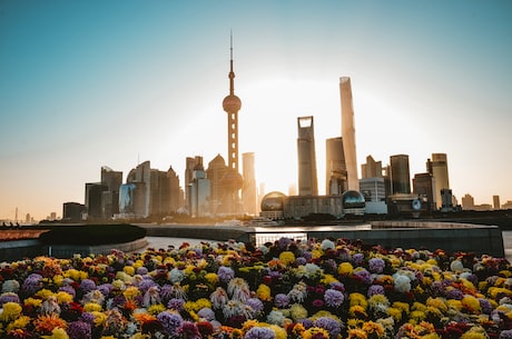 普通话学习网 新加坡青年谭竹丽说新加坡的华人学生都要学习汉语