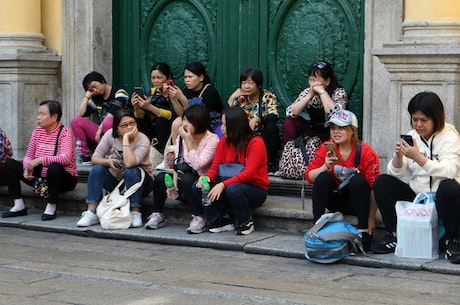 暗黑破坏神3是单机还是网游 在多人模式上和使命召唤系列的区别只不过是不同的联机平台