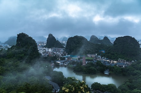 鹅仙洞(探秘鹅仙洞：汽车车型盛宴)