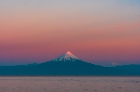 埃洛伊塞(突发！埃洛伊塞火山喷发，百万民众紧急撤离！)